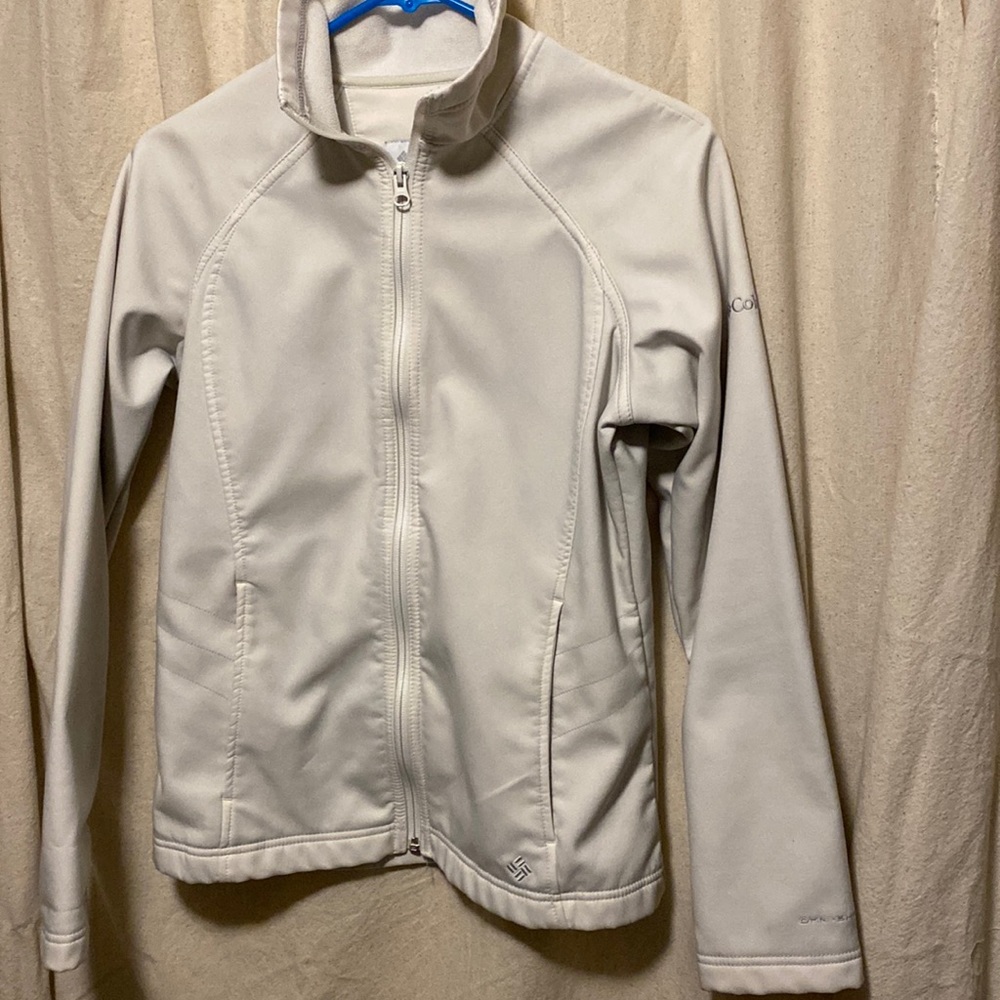 Columbia Omni Shield Winter White Jacket           Size M